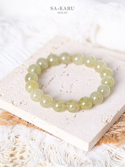 Desert garnet bracelet