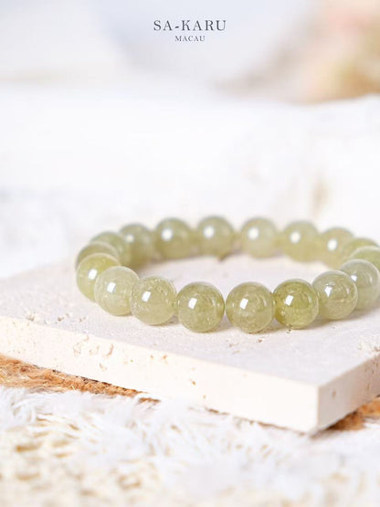 Desert garnet bracelet