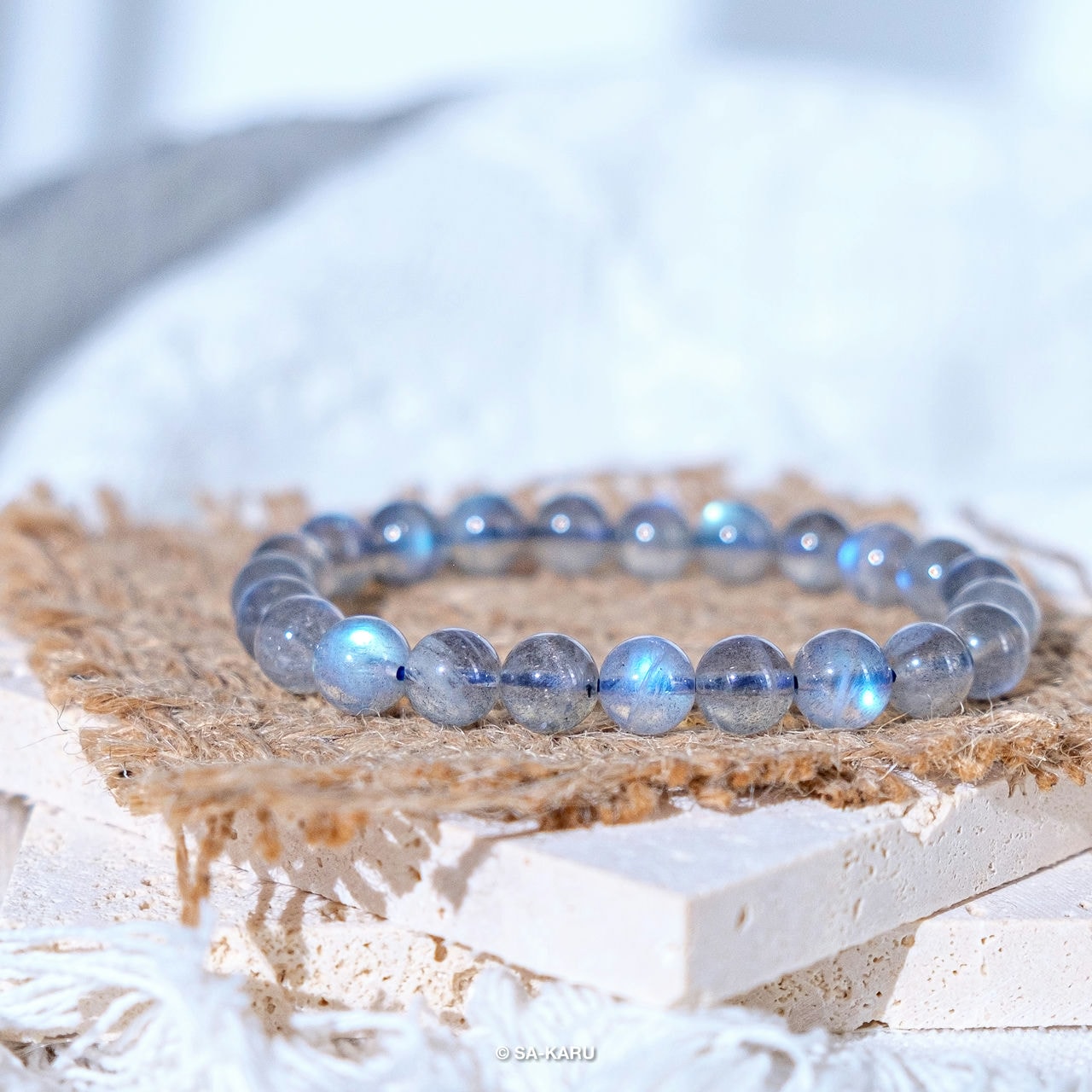 Small Light Bulb Labradorite Bracelet